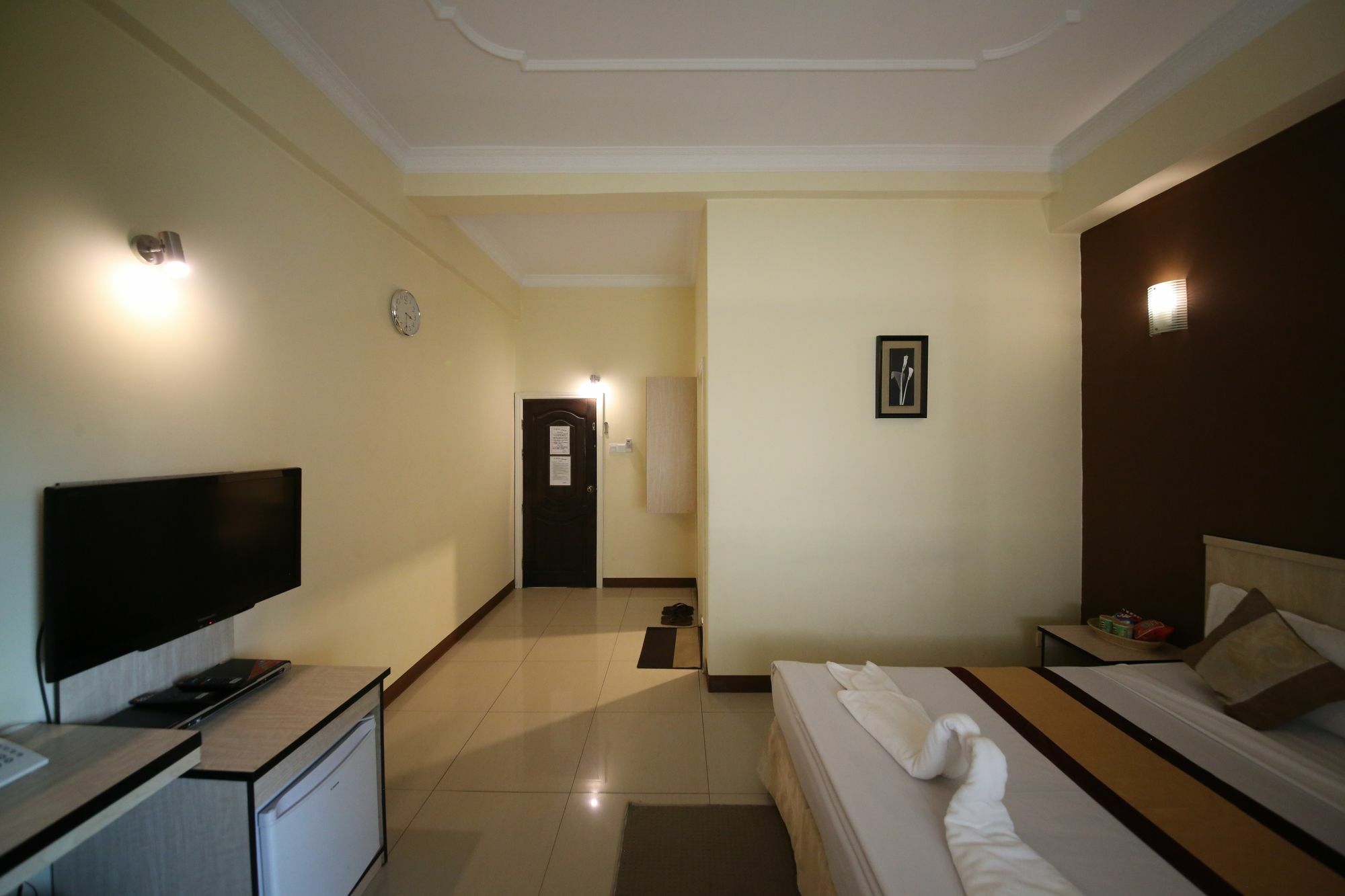 Hotel 72 Yangon Exterior photo